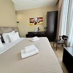 4r Colombo 3*