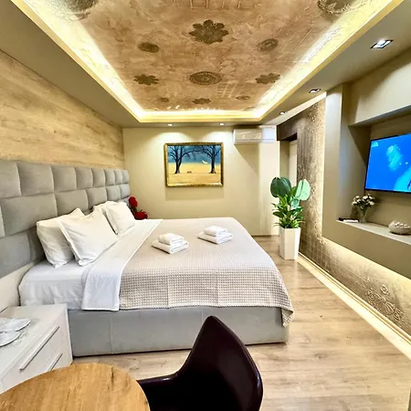 4r Colombo 地拉那