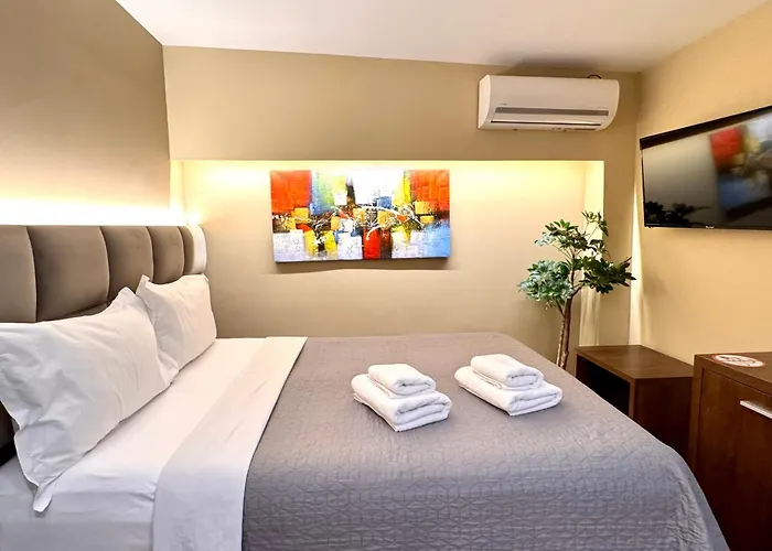 4r Colombo Tirana