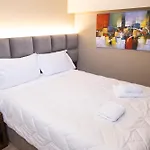 Hotel 4r Colombo 3*