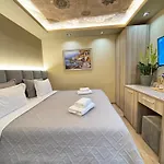Hotel 4r Colombo 3*