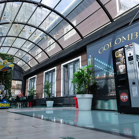 4r Colombo 3* Τίρανα