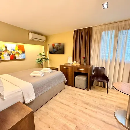 Otel 4r Colombo Tiran