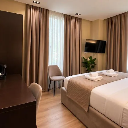 4r Colombo Otel Tiran