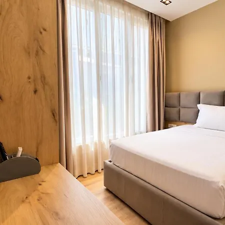 Otel 4r Colombo Tiran