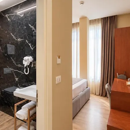 4r Colombo Otel 3*