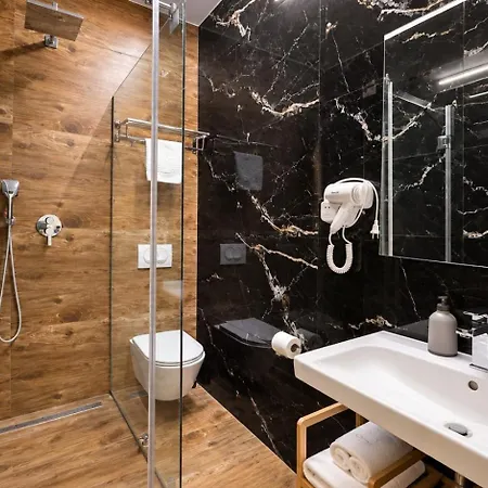 4r Colombo Otel 3*