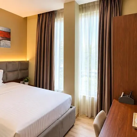 Otel 4r Colombo 3*