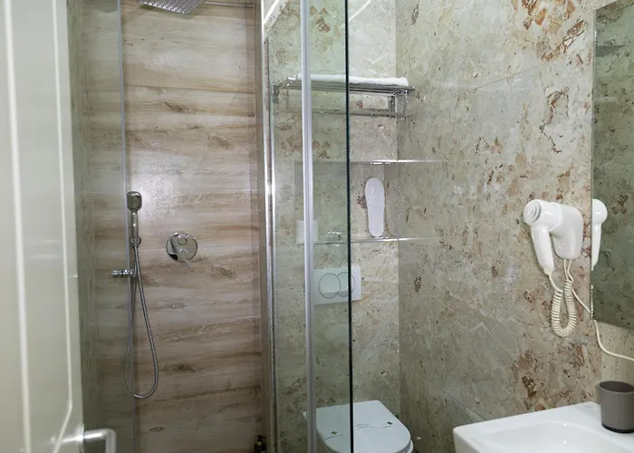 Hotel 4r Colombo Tirana