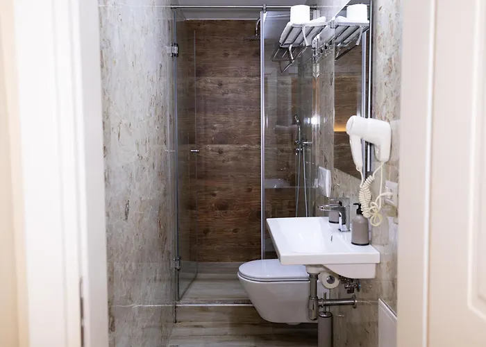 4r Colombo Szálloda 3*